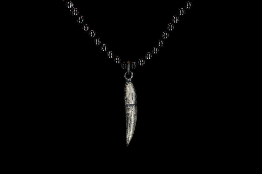 SMALL OBSIDIAN CAT TUSK NECKLACE - Rock and Jewel