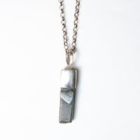 LABRADORITE QUARTZ