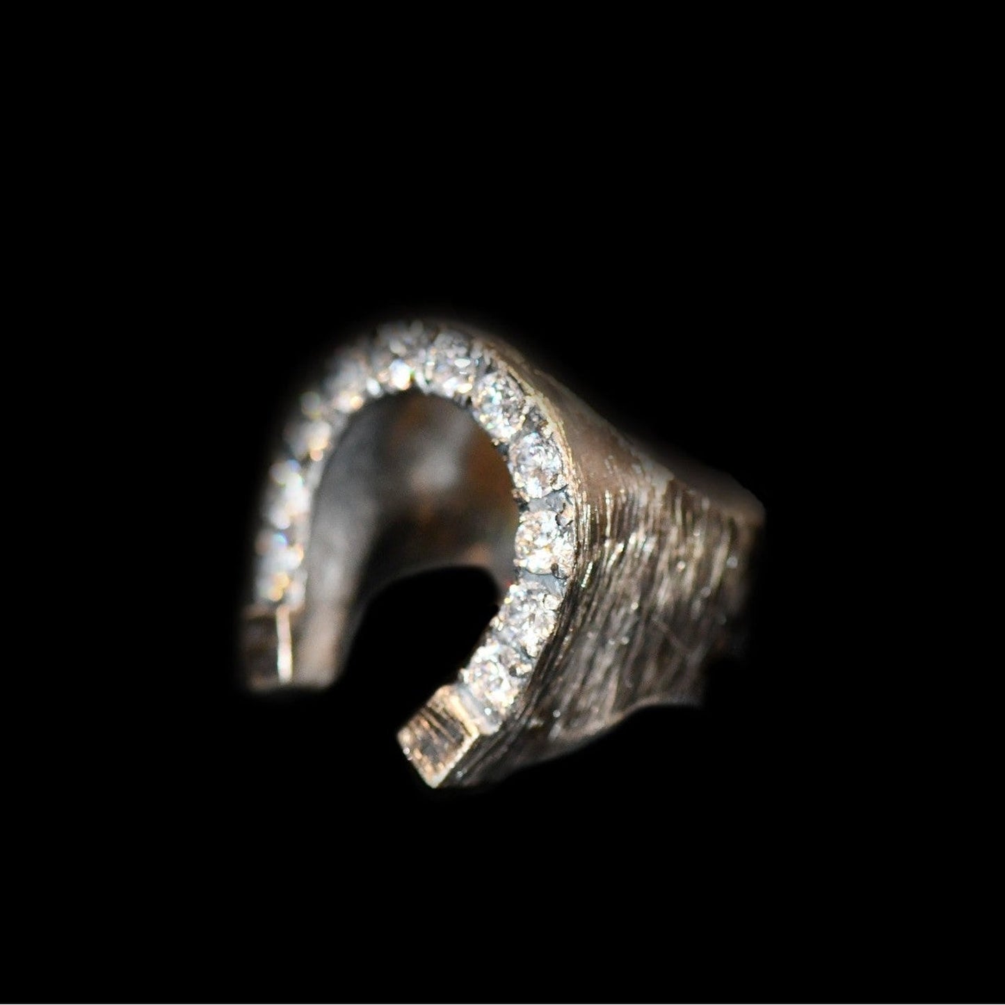 HORSESHOE RING ZIRCONIA BLANCA
