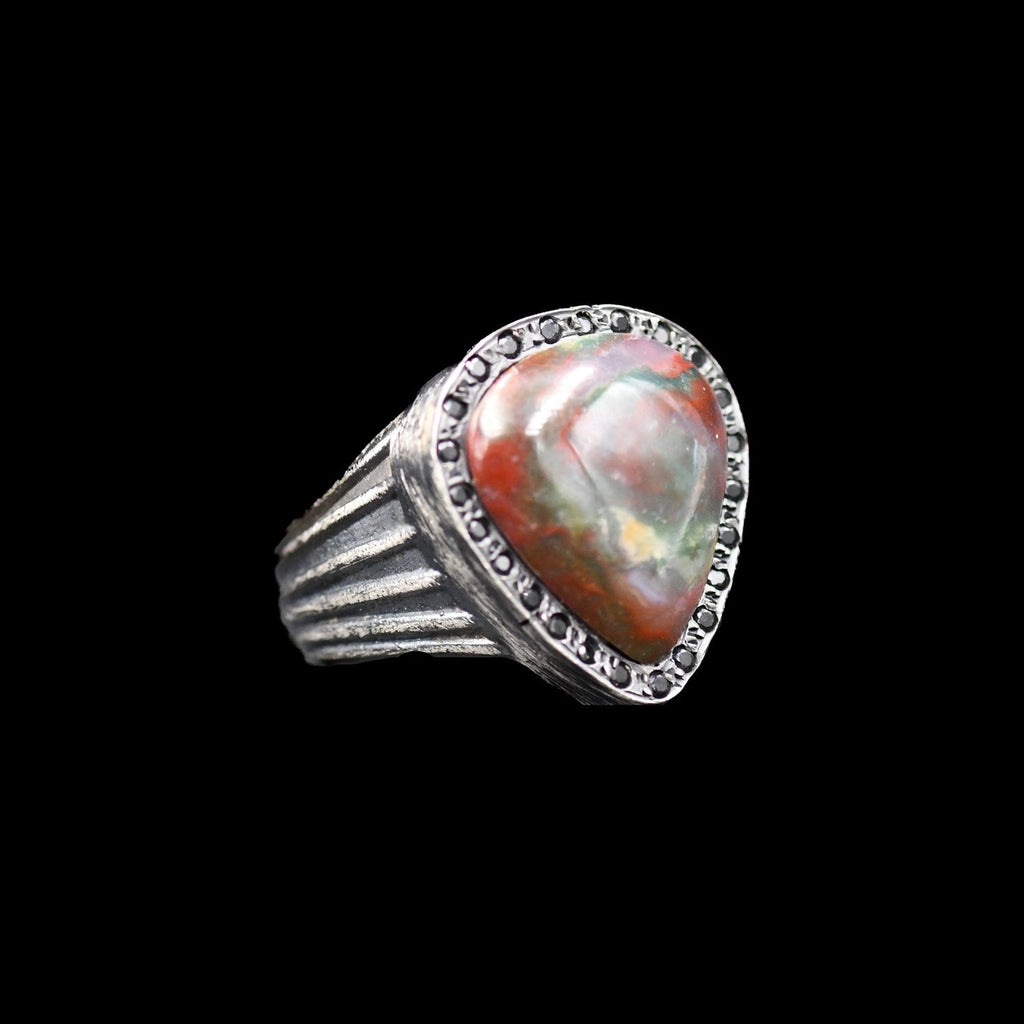RJ GUITAR PICK STONE RING FIRE AGATHA