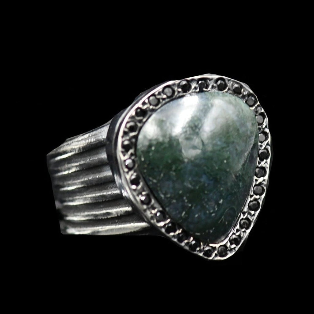 RJ GUITAR PICK STONE RING GREEN AGATHA