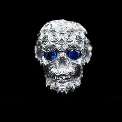 W ROSES SKULL STONE RING