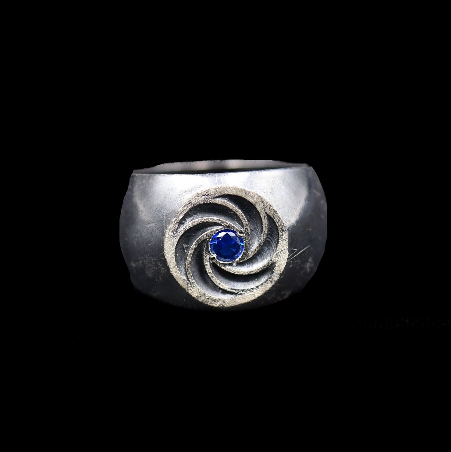 HURRICANE STONE RING