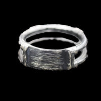 BAND PLAQUE RING