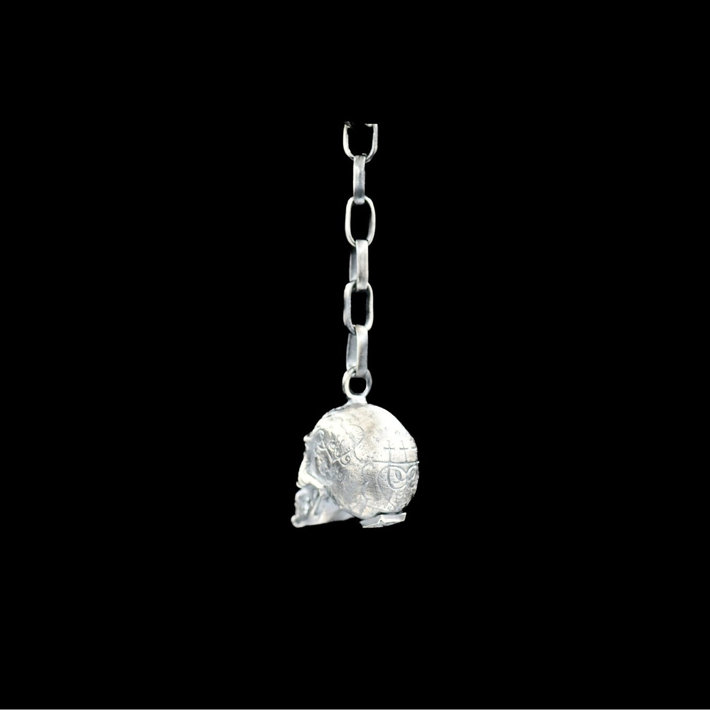 HEART SKULL KEY CHAIN CON ZIRCONIA NEGRA
