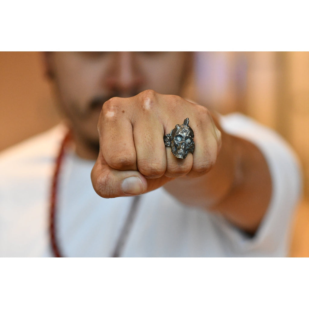 PUNK SKULL RING