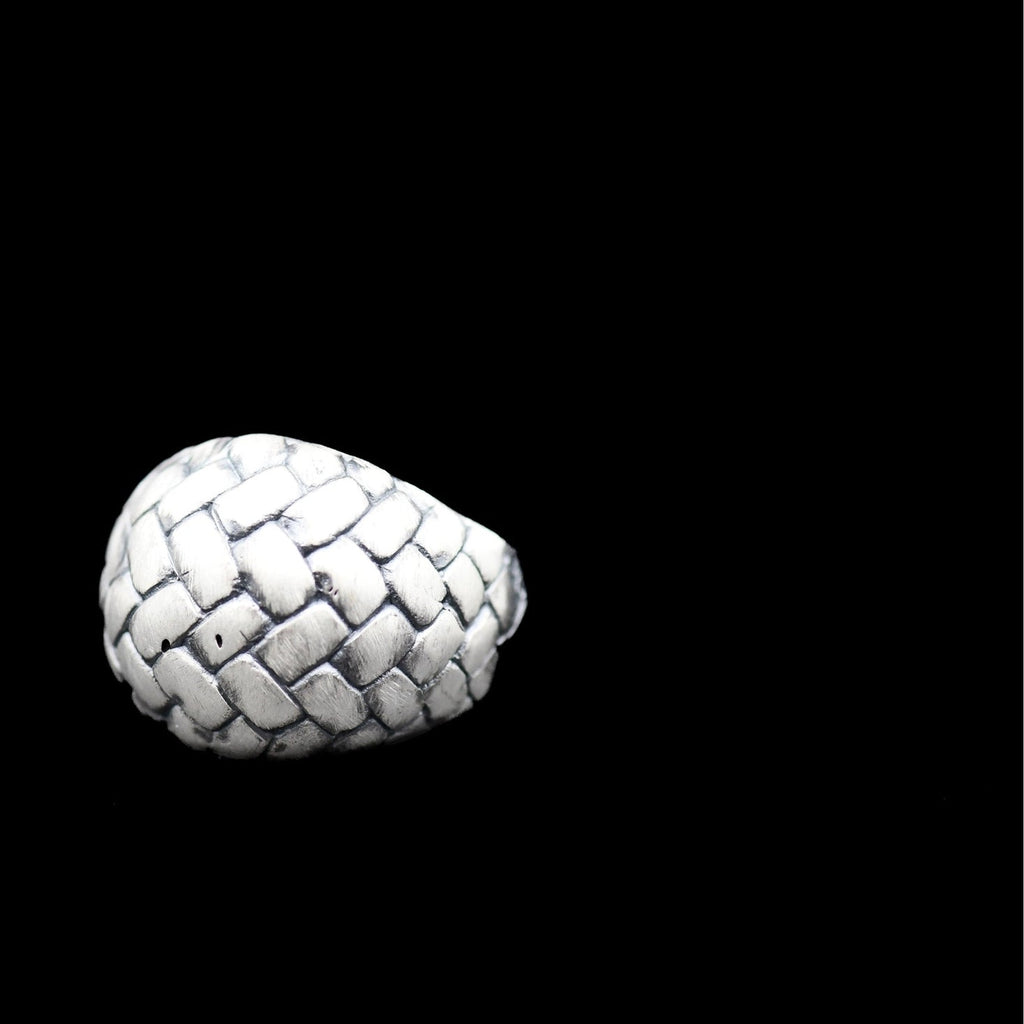 BIG BRAIDED RING