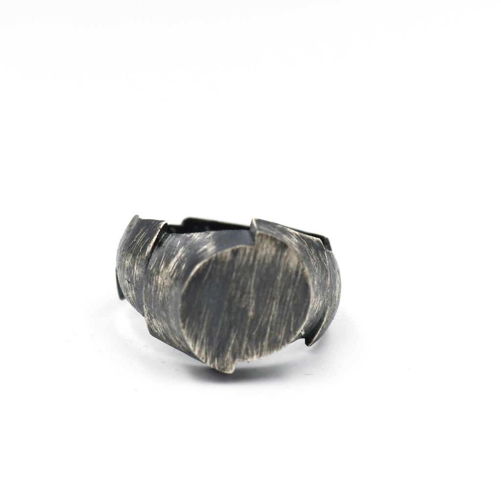 CIRCLE CRACKED RING