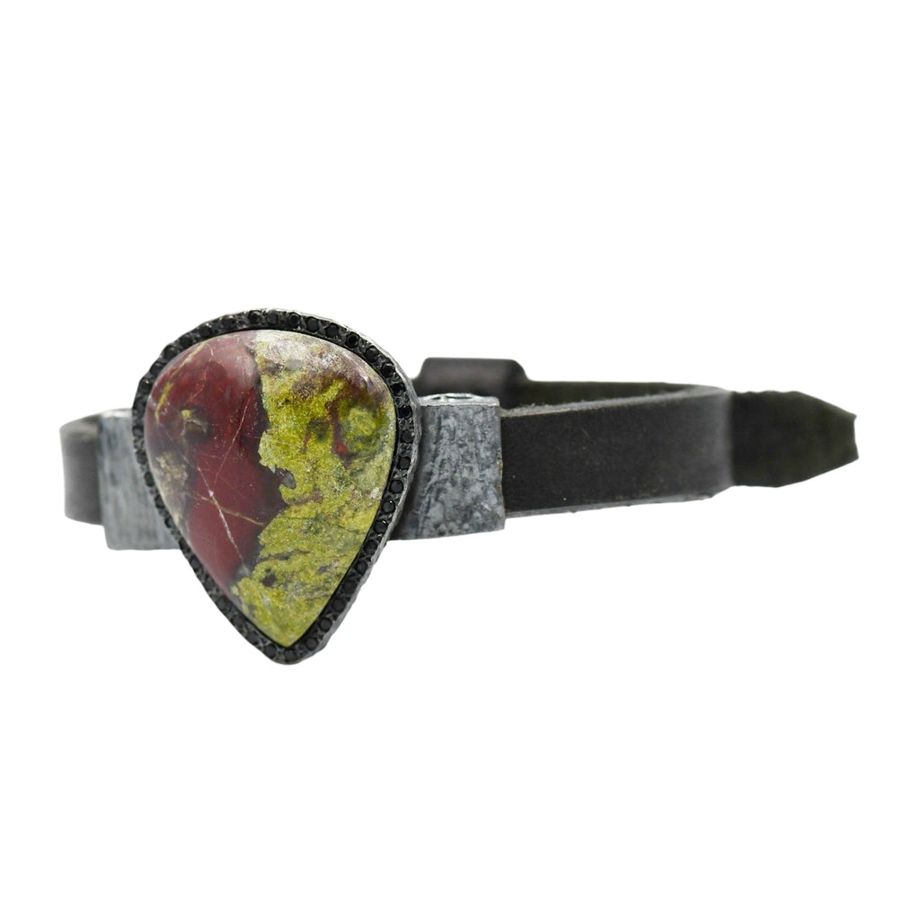 RJ GUITAR PICK AGATHA GREEN STONE BRACELET