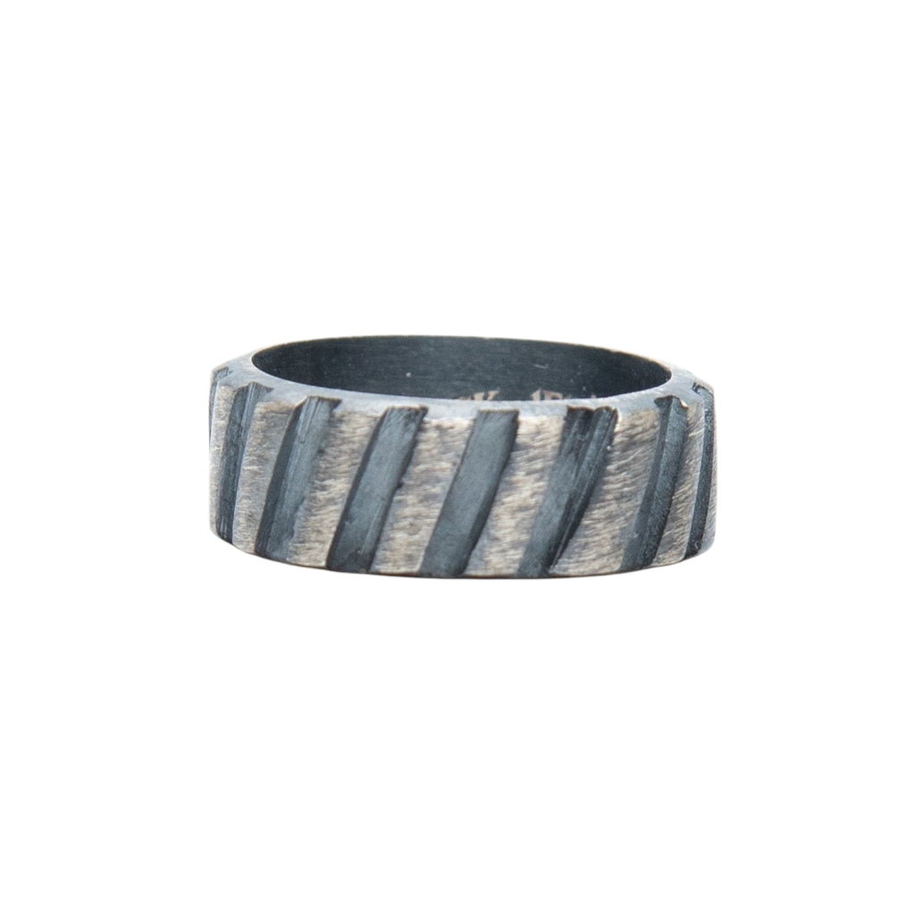 DIAGONAL RING