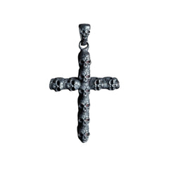 10 SKULLS CROSS