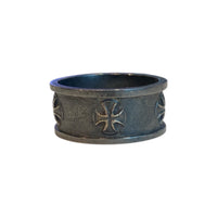 R&J CROSSES RING