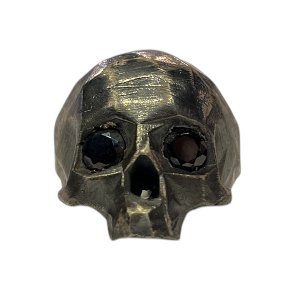 SILVER SKULL STONE ONIX