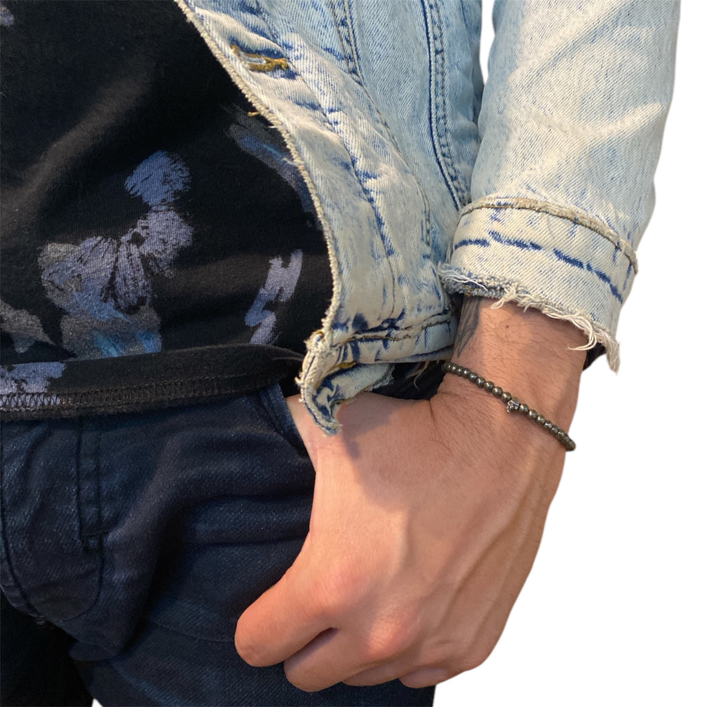 ONE SKULL ROUND PIRITE BRACELET