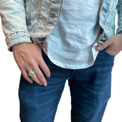 GOLDEN BASE STONE RING