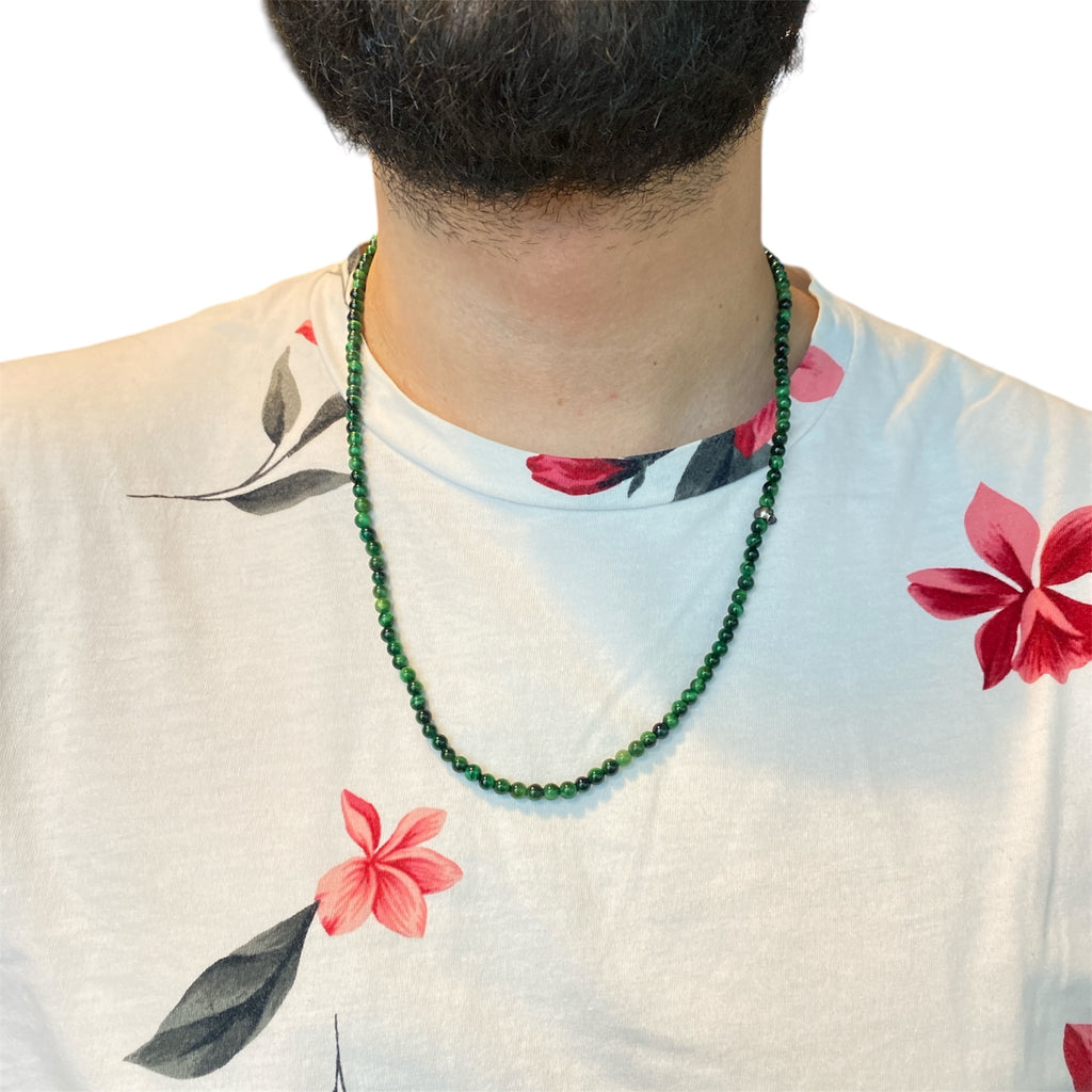 ONE SKULL OJO DE TIGRE VERDE NECKLACE