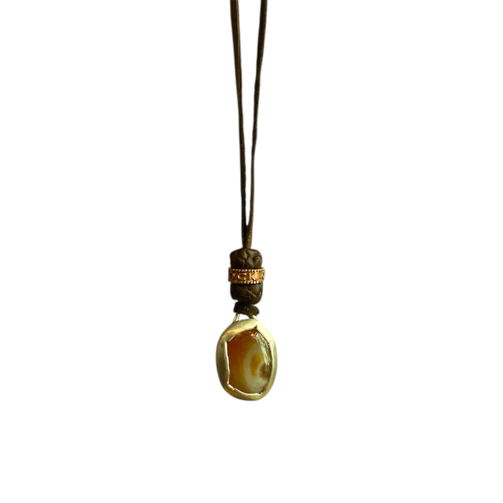 LEATHER AMULET SILVER STONE