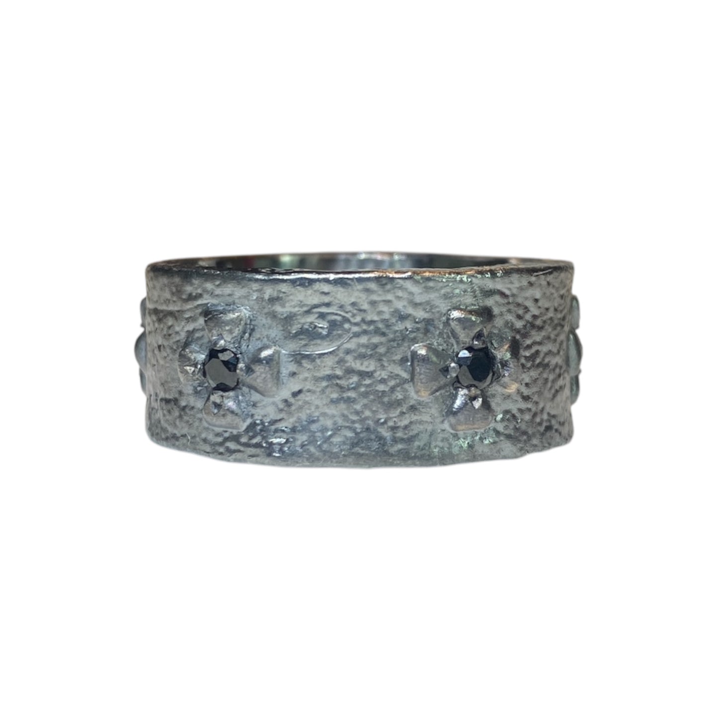 RIVETS RING