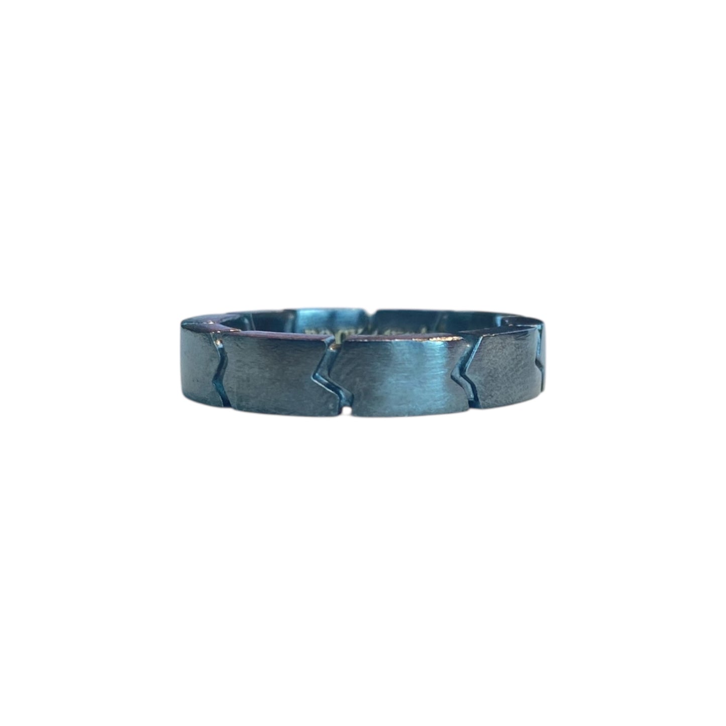 TRACK RING