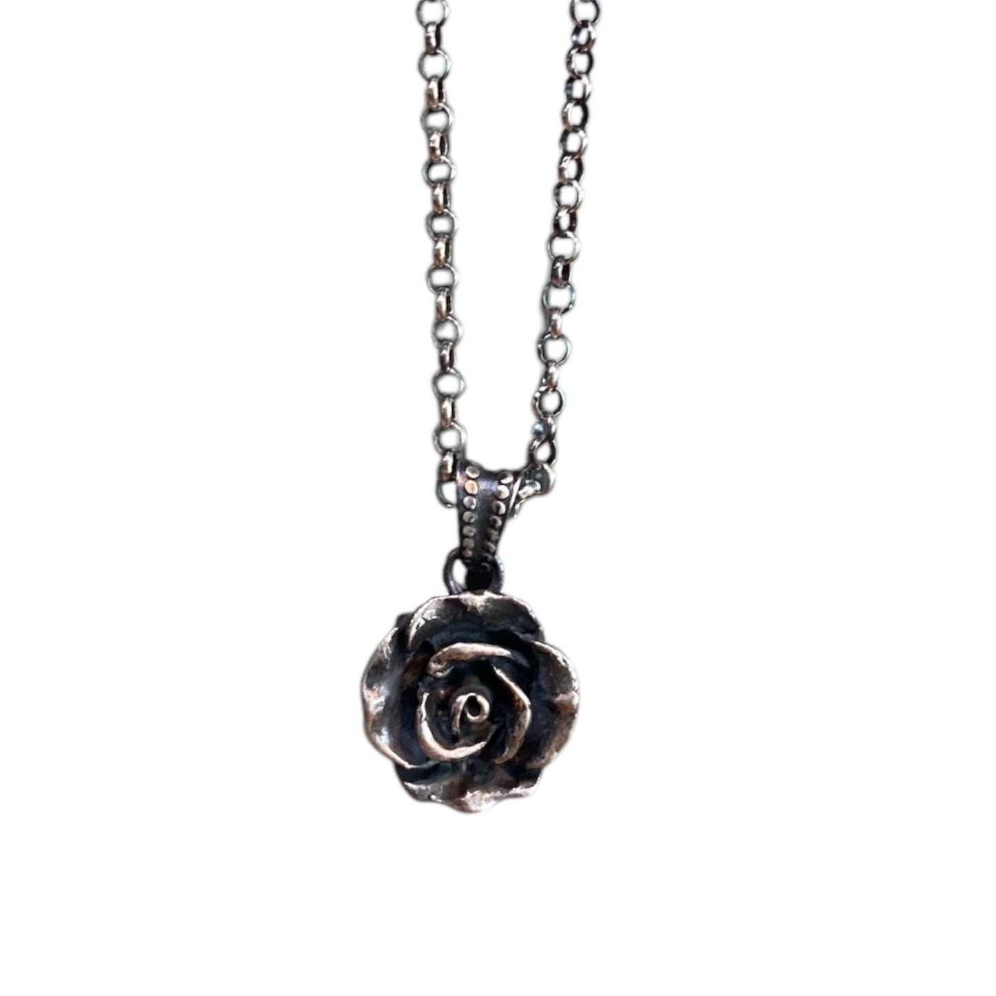 ROSE PENDANT