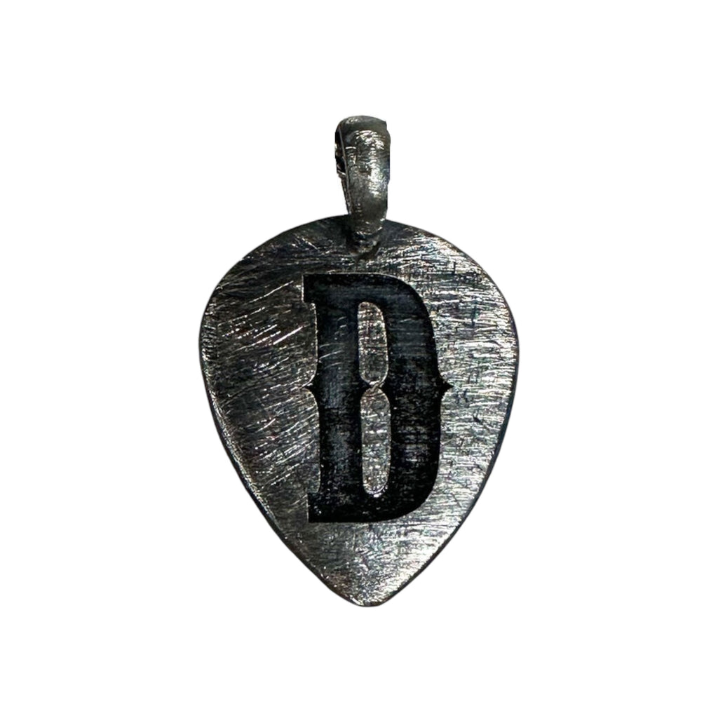 INITIAL GUITAR PICK