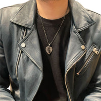 INITIAL GUITAR PICK