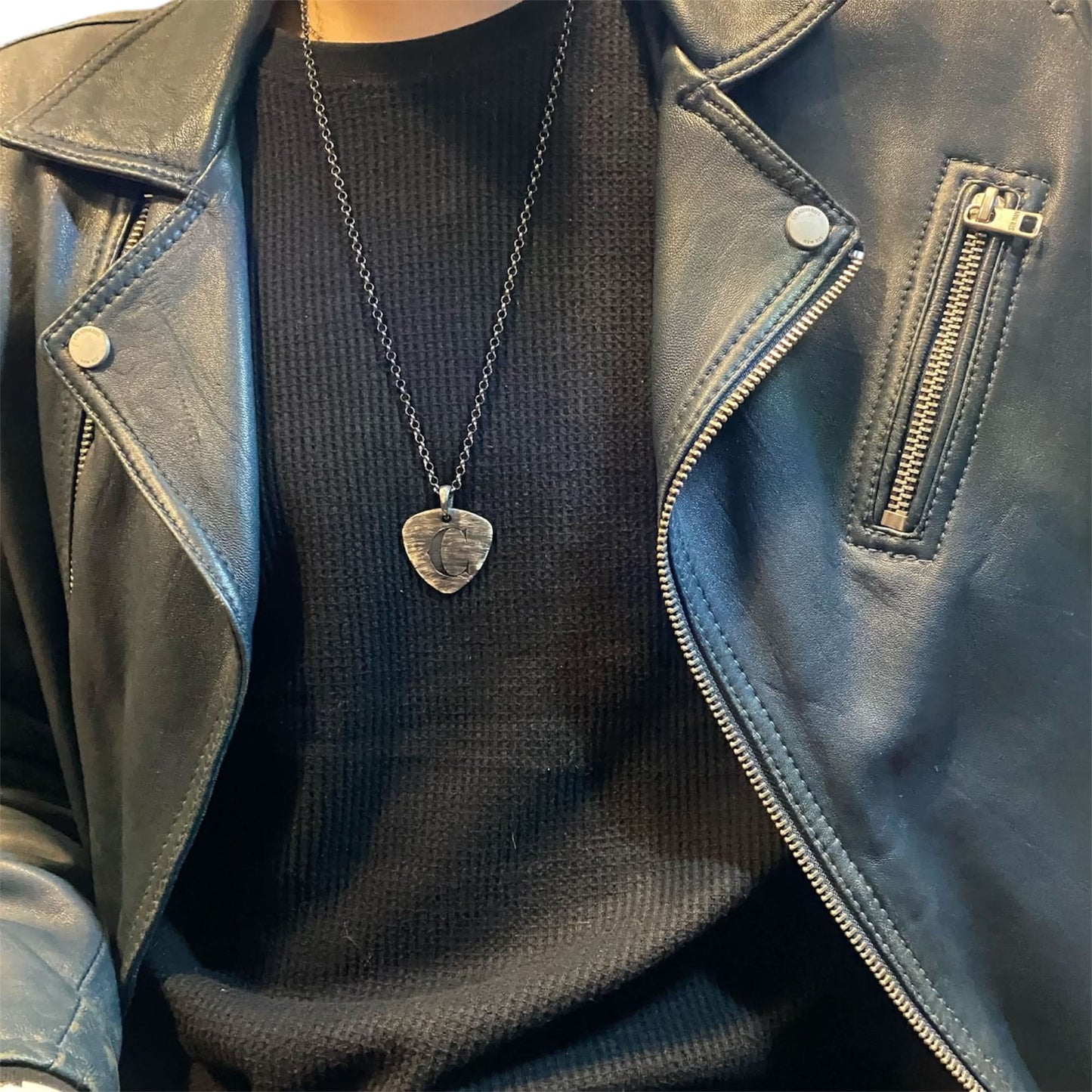 INITIAL GUITAR PICK