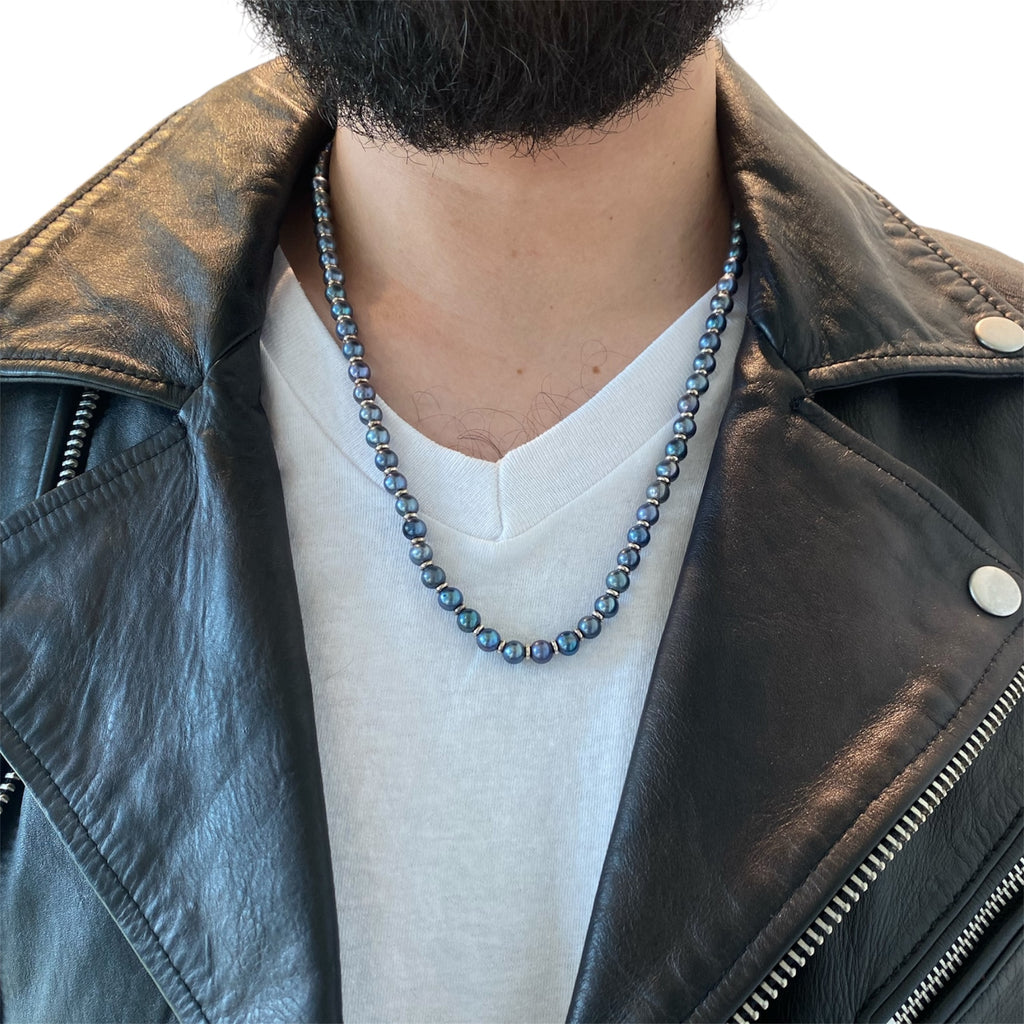 SWEETWATER BLUE PEARL DONUT NECKLACE