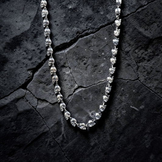 HEAVY SKULL NECKLACE