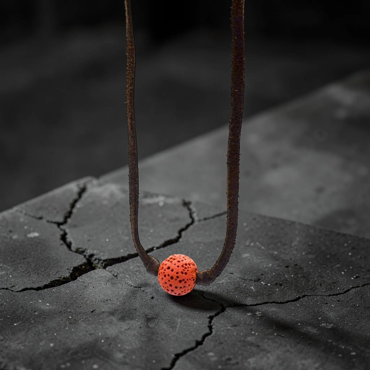 LEATHER STONE BALL