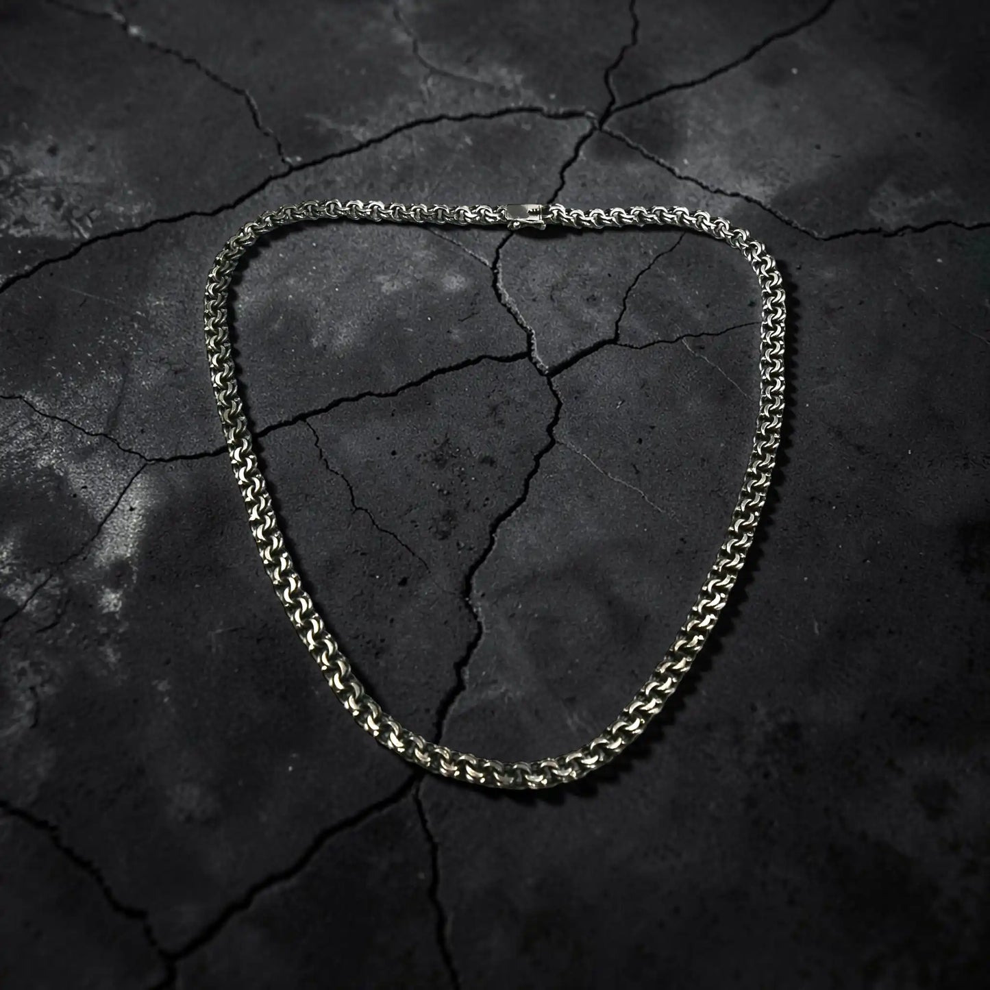 CHINESE CHAIN