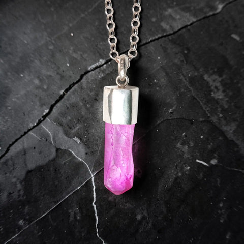 INTENSE PINK QUARTZ
