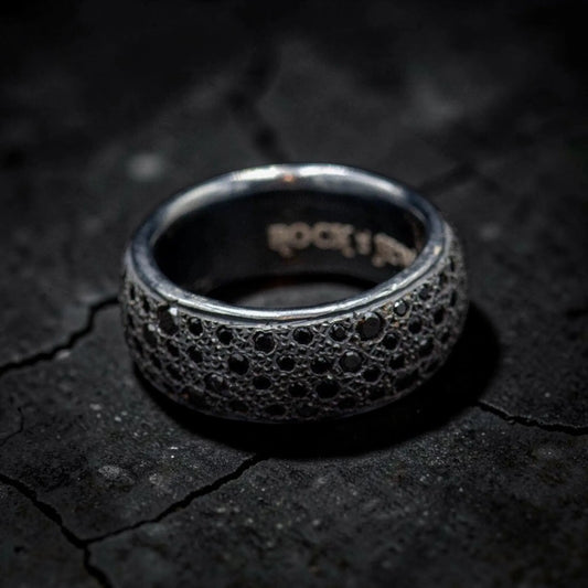 MOUNTAIN BLACK RING