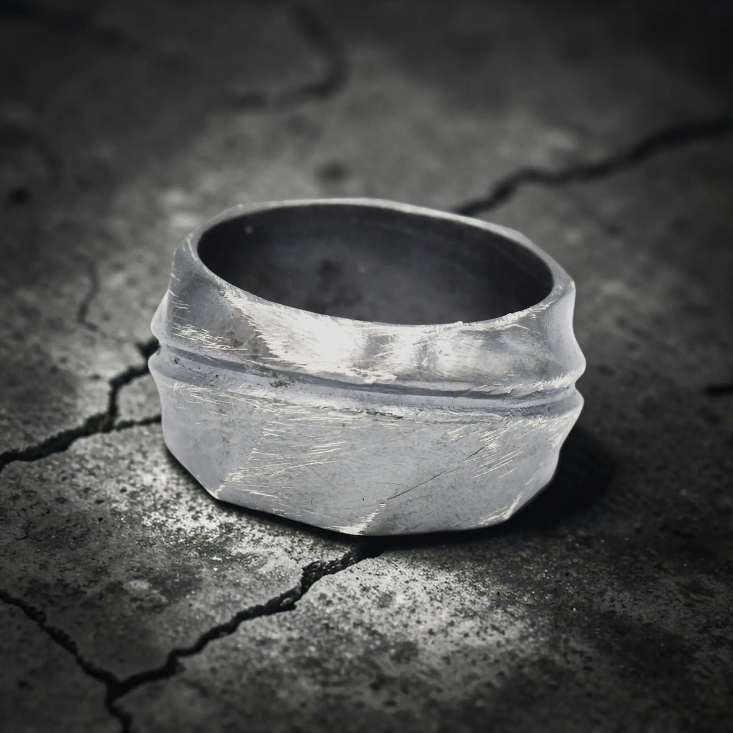 LEAF RING