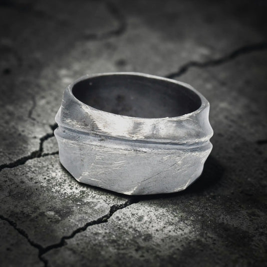 LEAF RING