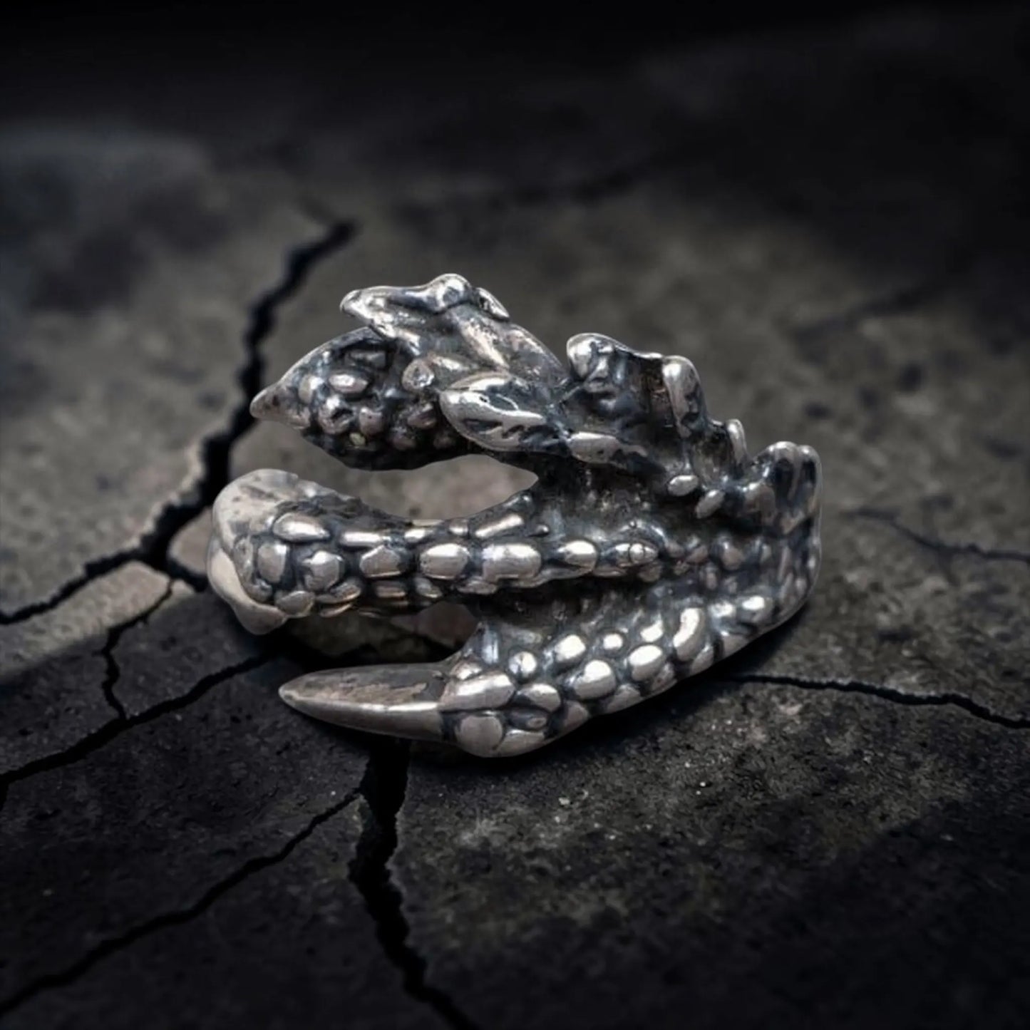 DRAGON CLAW