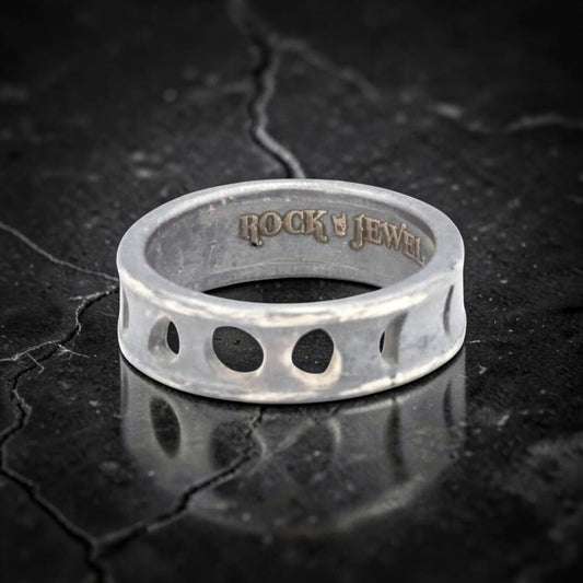MOON PHASE RING