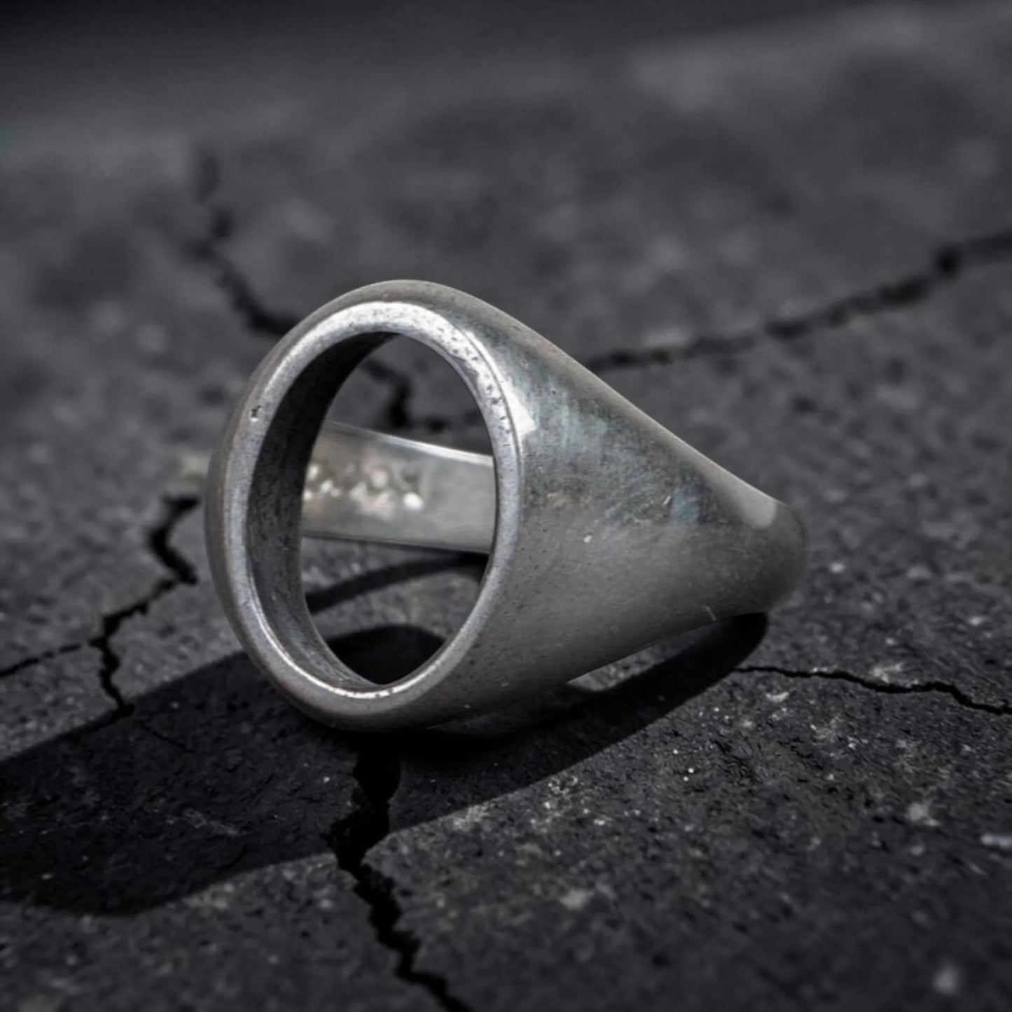 GEOMETRIC OVAL