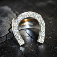 HORSESHOE RING