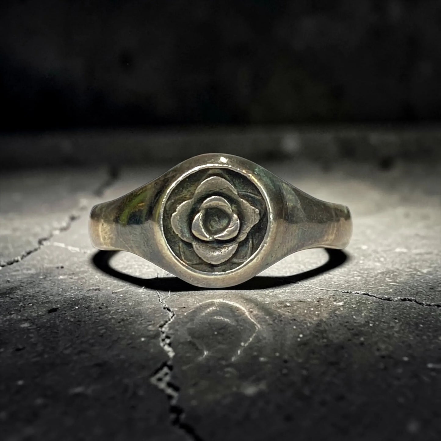 ROSE CIRCLE