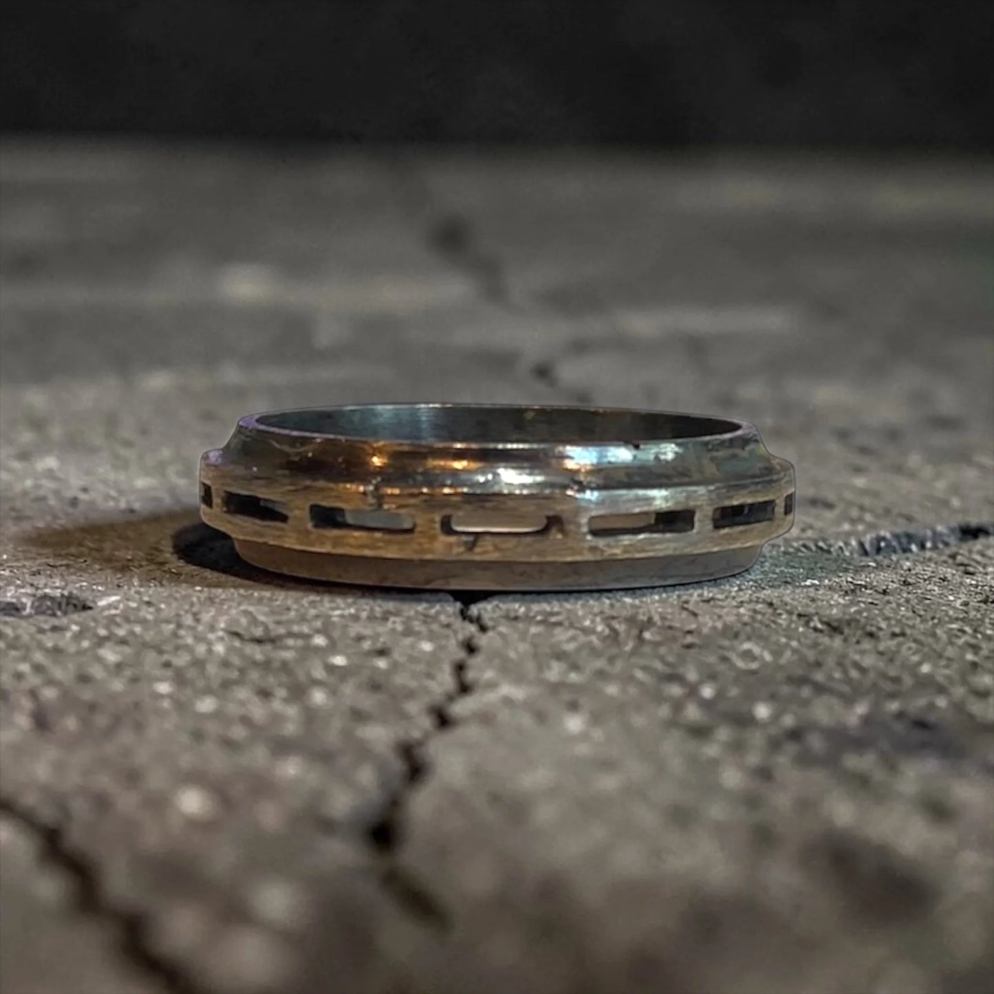 UFO RING