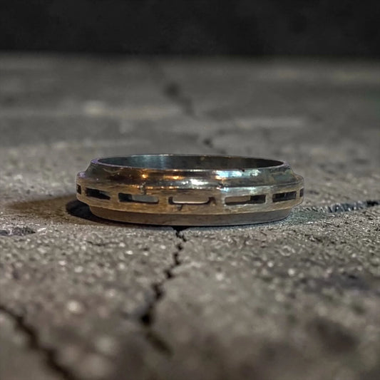 UFO RING
