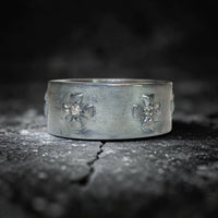 RIVETS RING