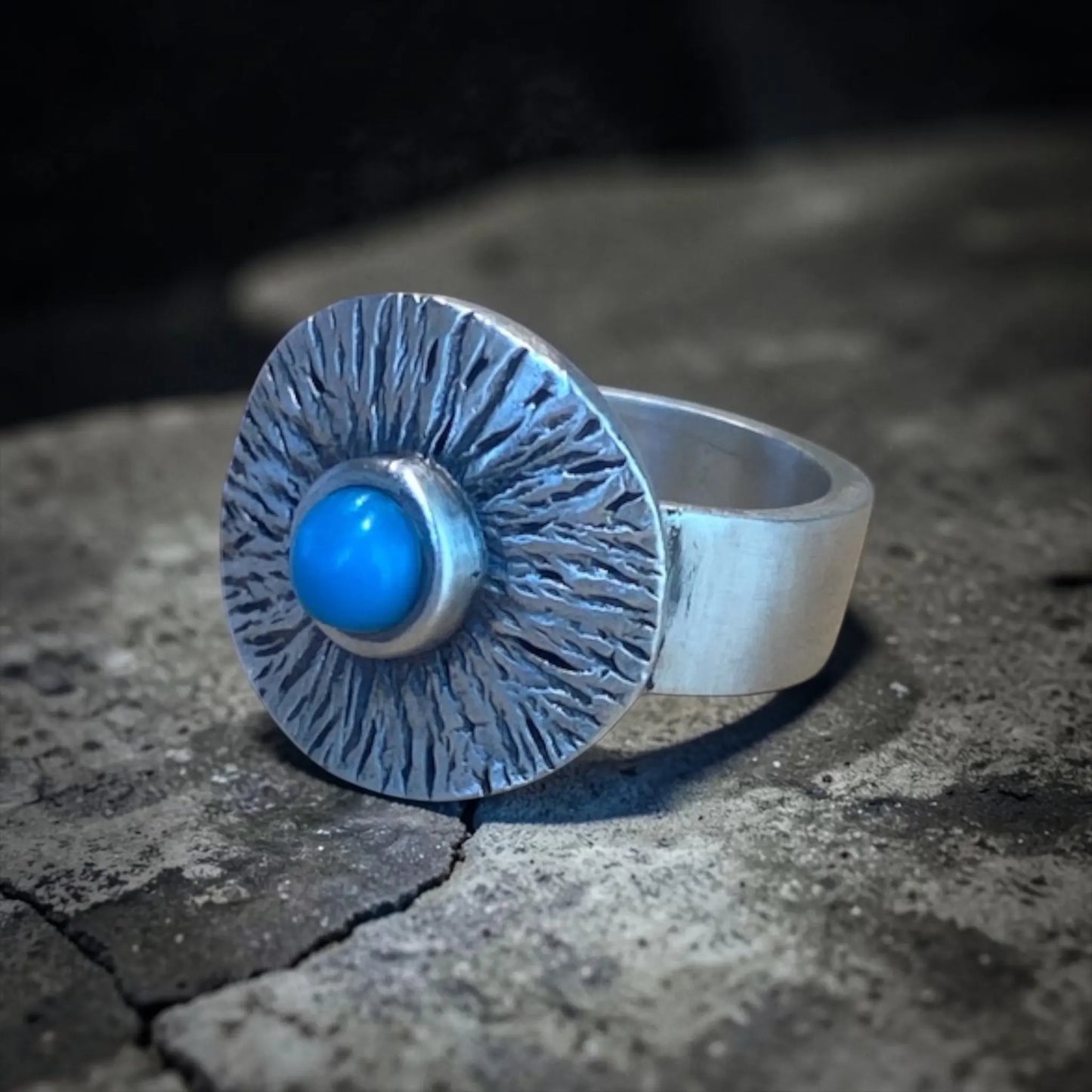 IRIS EYE STONE RING