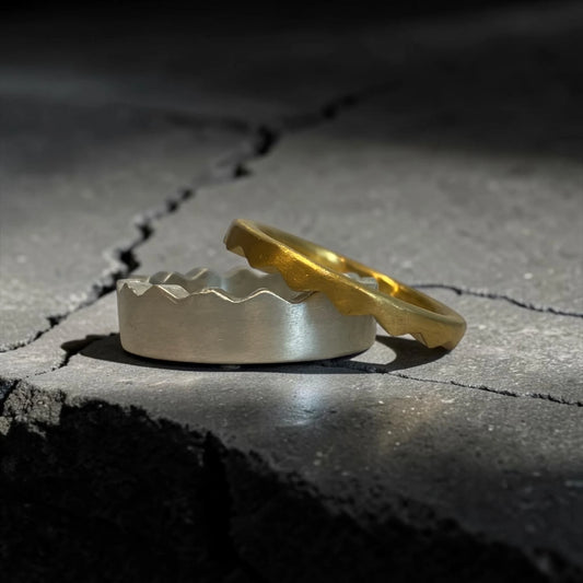 SPLIT POLISHED N GOLDEN RING