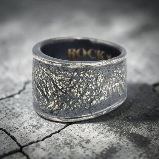 SILVER RING