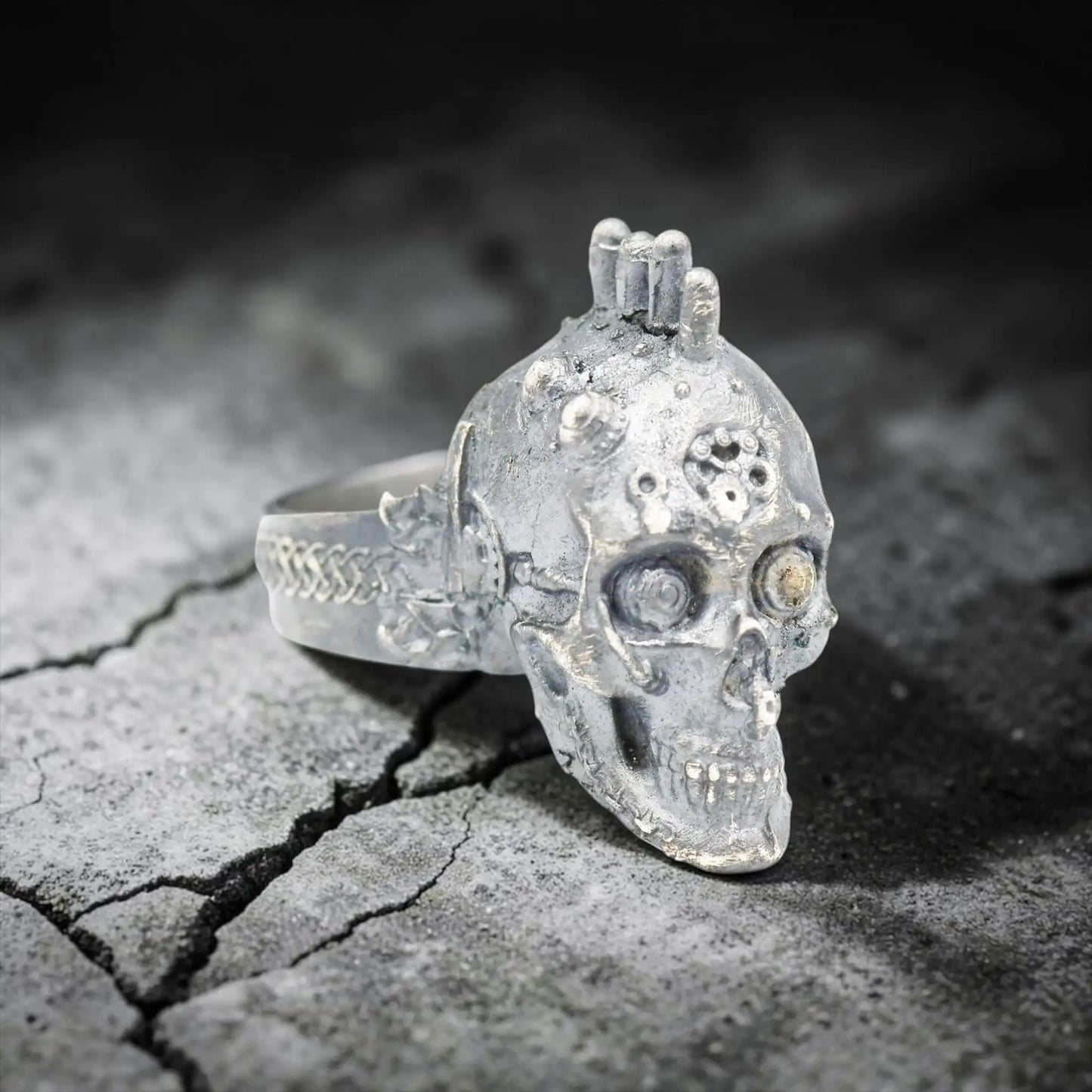 PUNK SKULL RING