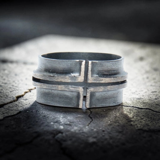 ROUNDED CROSS RING