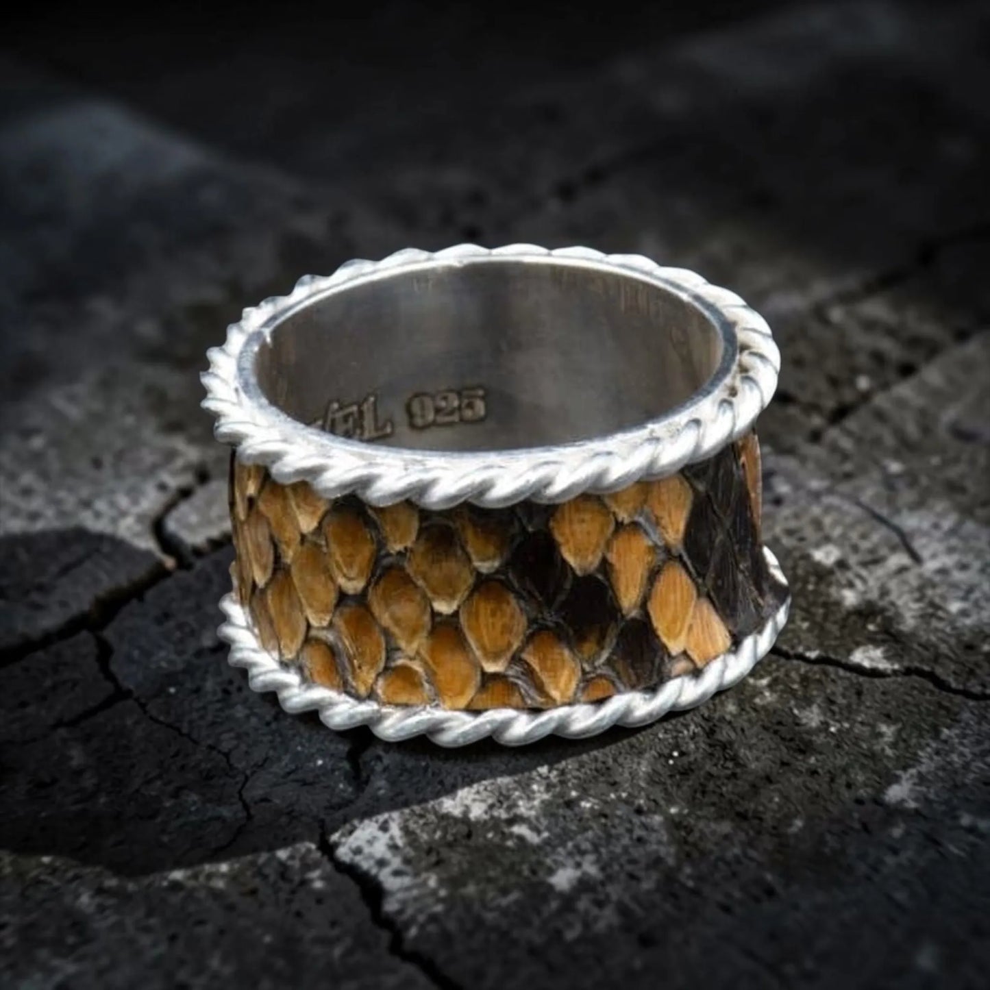 BROWN SNAKE SKIN RING WIDE