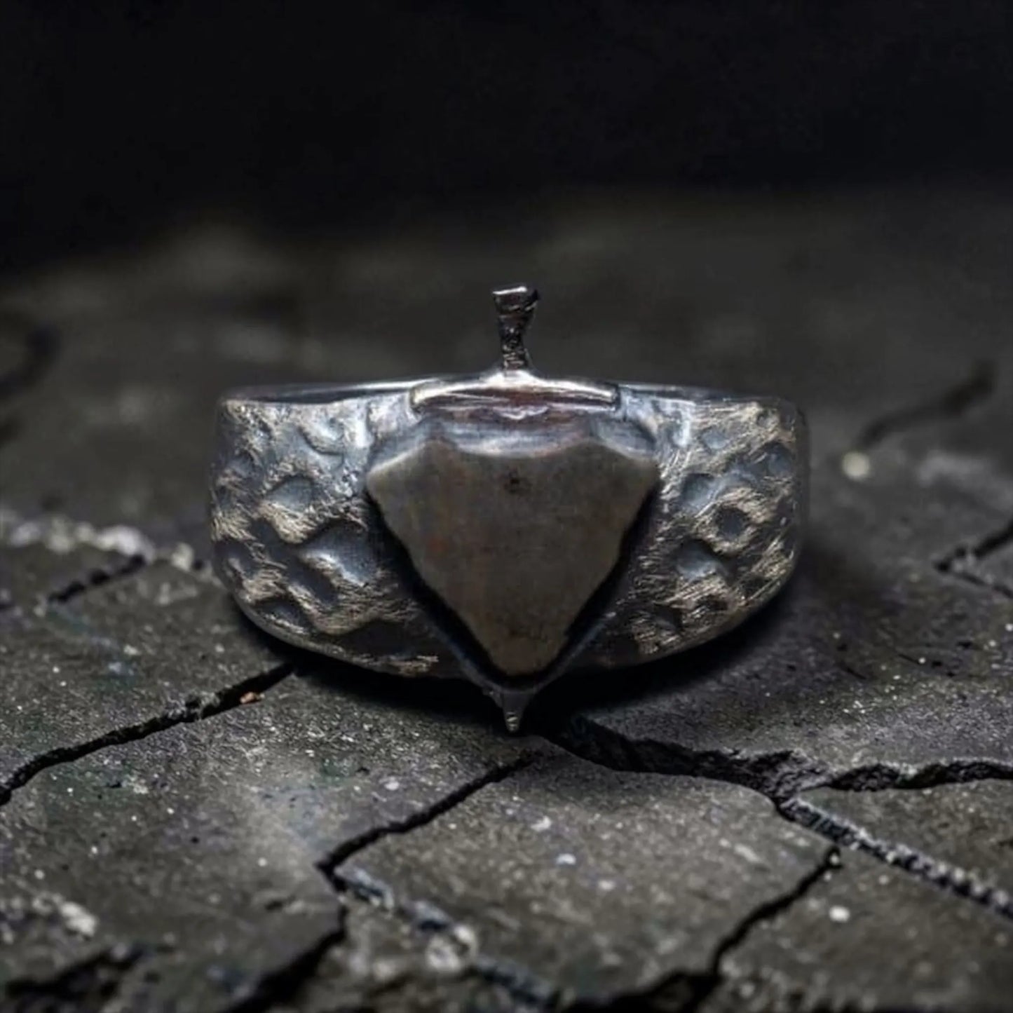 SWORD HEART FLAMES RING